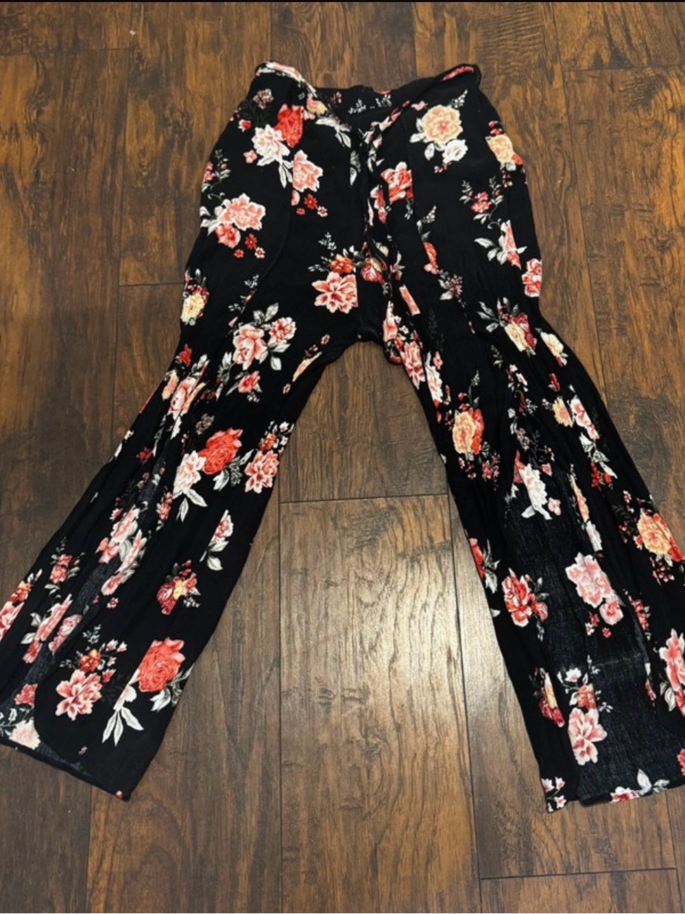 Xhilaration Black Floral Wide Leg Split Pants Size Small